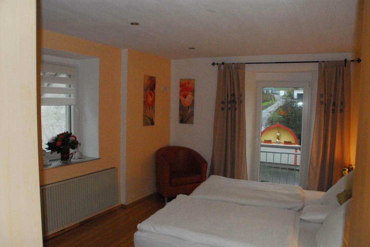 Weingut Berweiler Hotel Klusserath Luaran gambar